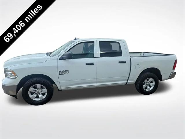 2023 Ram 1500 Classic SLT Crew Cab 4x4 5'7" Box