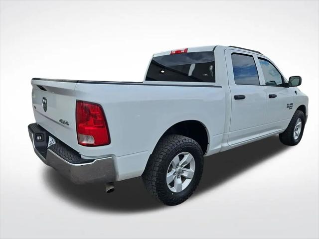 2023 Ram 1500 Classic SLT Crew Cab 4x4 5'7" Box