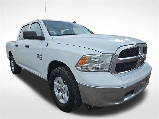2023 Ram 1500 Classic SLT Crew Cab 4x4 5'7" Box