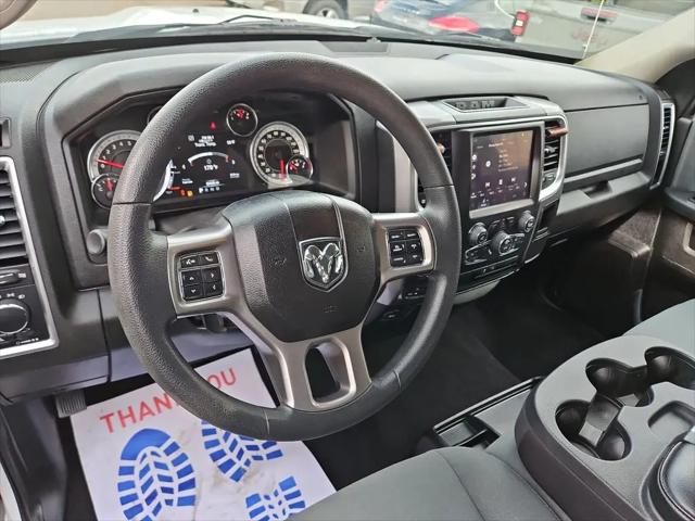 2023 Ram 1500 Classic SLT Crew Cab 4x4 5'7" Box