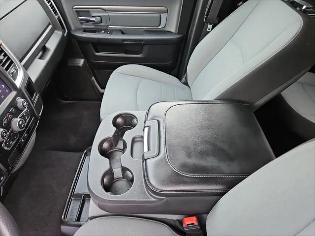 2023 Ram 1500 Classic SLT Crew Cab 4x4 5'7" Box