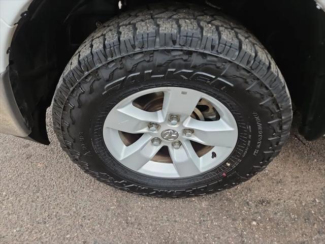 2023 Ram 1500 Classic SLT Crew Cab 4x4 5'7" Box