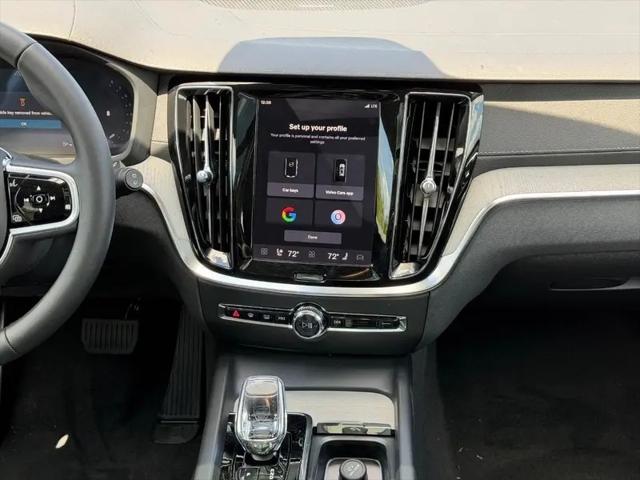 2026 Volvo V60 Cross Country Ultra, B5 AWD Gas (mild hybrid)