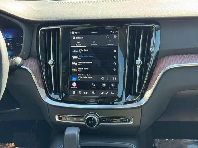 2024 Volvo S60 Recharge T8 Plus Dark Theme