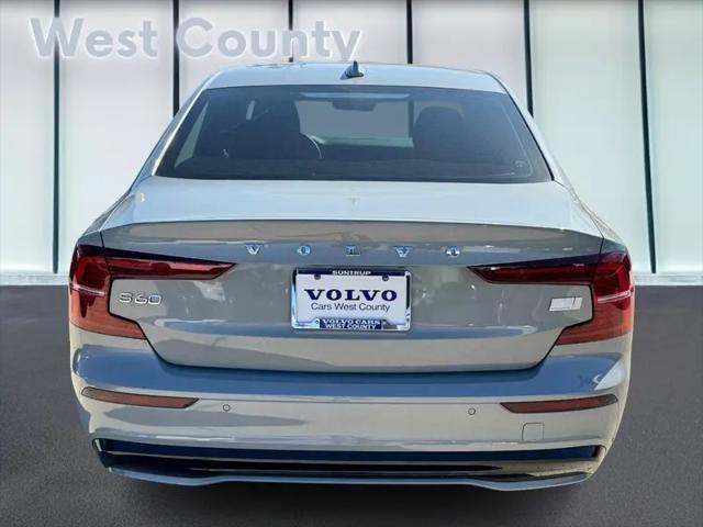 2024 Volvo S60 Recharge T8 Plus Dark Theme