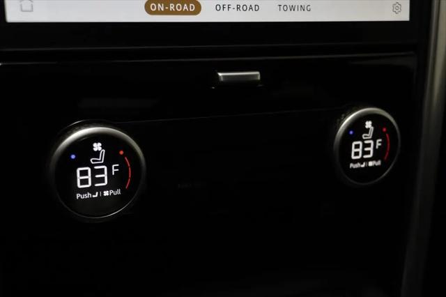 2025 Land Rover Discovery P300 S