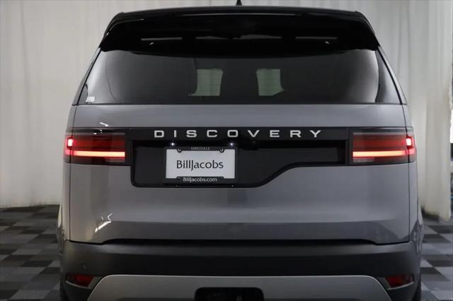 2025 Land Rover Discovery P300 S