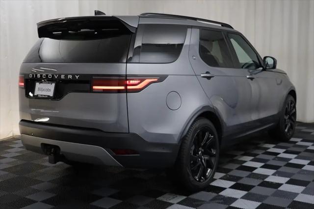 2025 Land Rover Discovery P300 S