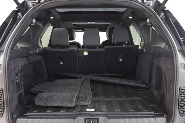 2025 Land Rover Discovery P300 S