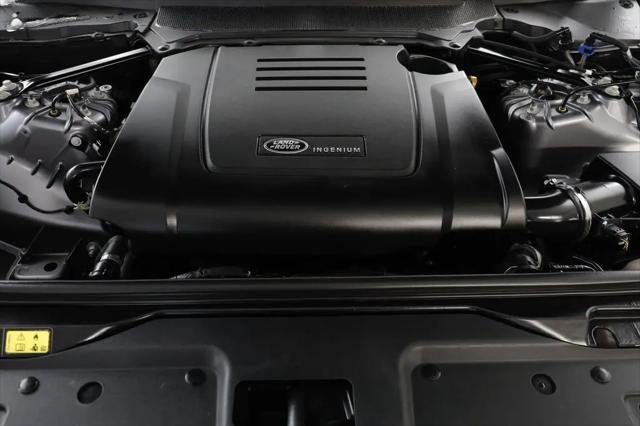 2025 Land Rover Discovery P300 S