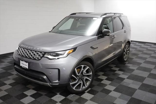 2025 Land Rover Discovery P300 S