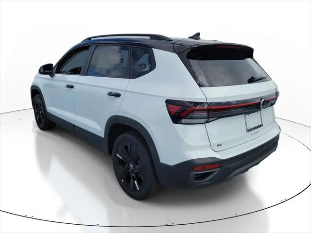 2026 Volkswagen Taos SE Black