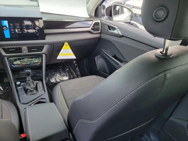 2026 Volkswagen Taos SE Black