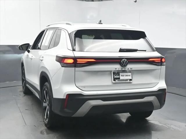2025 Volkswagen Tiguan 2.0T SE