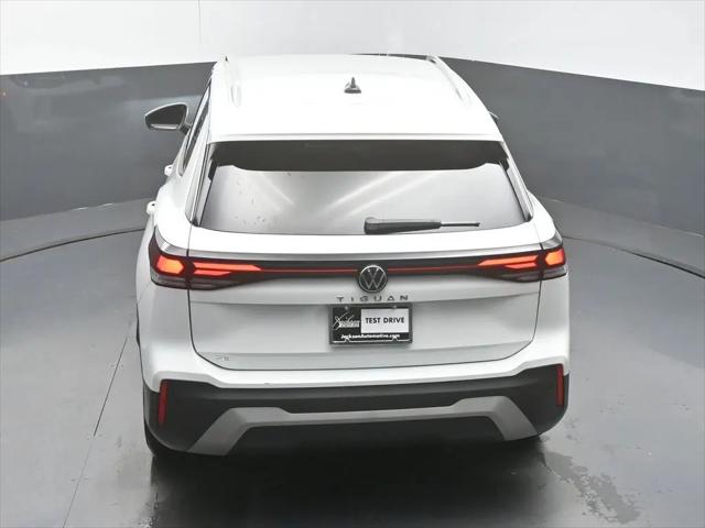 2025 Volkswagen Tiguan 2.0T SE