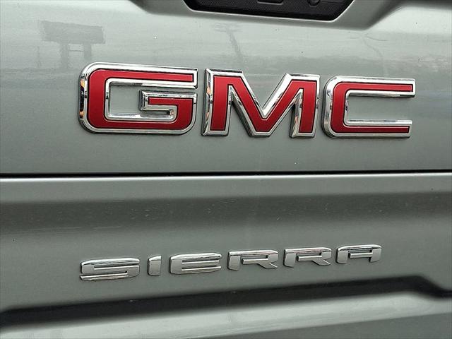 2026 GMC Sierra 1500 Crew Cab, Short Bed, SLT, 4WD