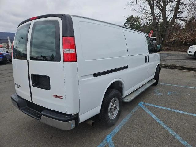 2019 GMC Savana 2500 Work Van