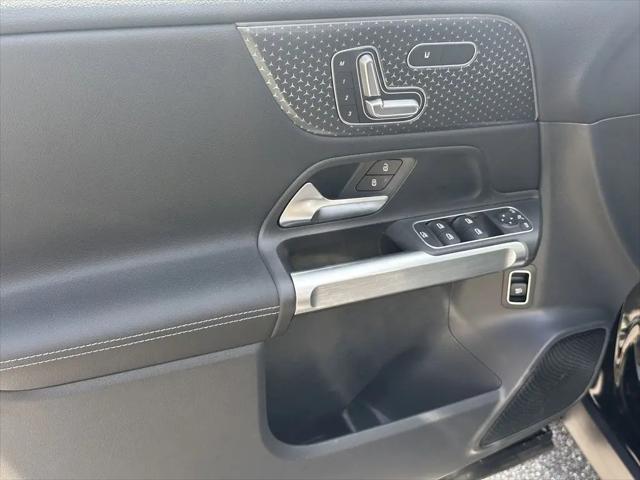 2026 Mercedes-Benz GLB 4MATIC