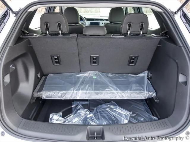 2027 Chevrolet Bolt LT FWD