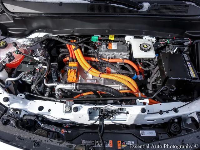 2027 Chevrolet Bolt LT FWD