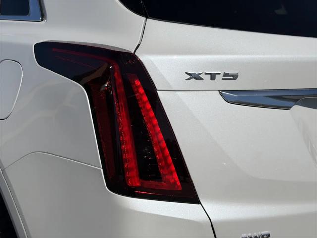 2025 Cadillac XT5 AWD Premium Luxury