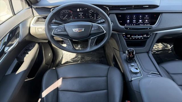 2025 Cadillac XT5 AWD Premium Luxury