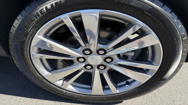 2025 Cadillac XT5 AWD Premium Luxury