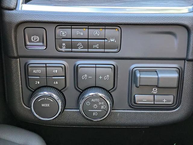 2026 Chevrolet Suburban Premier, 4WD