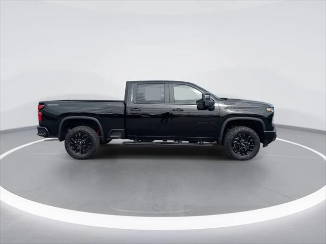 2026 Chevrolet Silverado 2500HD Crew Cab, Standard Bed, LT, 4WD