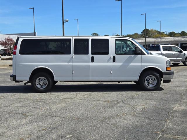 2021 Chevrolet Express Passenger RWD 3500 Extended Wheelbase LT