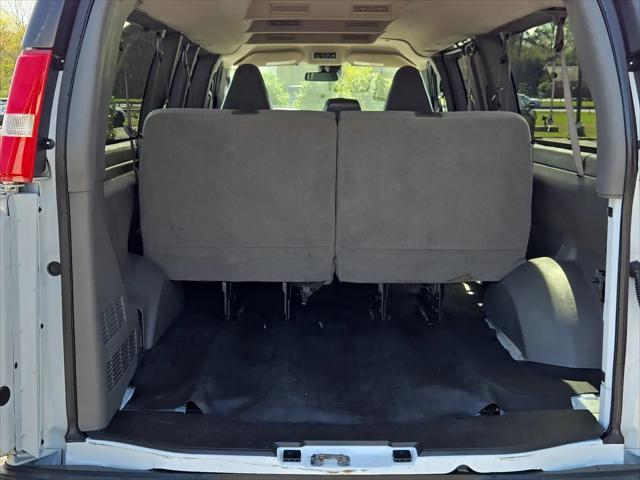 2021 Chevrolet Express Passenger RWD 3500 Extended Wheelbase LT