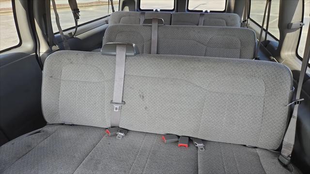 2021 Chevrolet Express Passenger RWD 3500 Extended Wheelbase LT