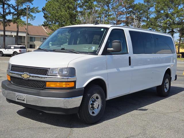 2021 Chevrolet Express Passenger RWD 3500 Extended Wheelbase LT
