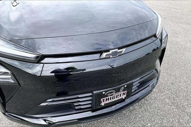 2027 Chevrolet Bolt LT FWD