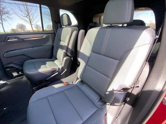 2026 GMC Acadia AT4 AWD