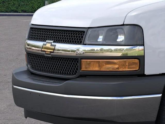2026 Chevrolet Express Cargo Van 2500 Regular Wheelbase, WT, RWD
