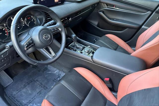 2025 Mazda Mazda3 2.5 Carbon Turbo