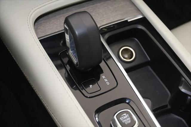 2024 Volvo XC90 B6 Plus Bright Theme 7-Seater