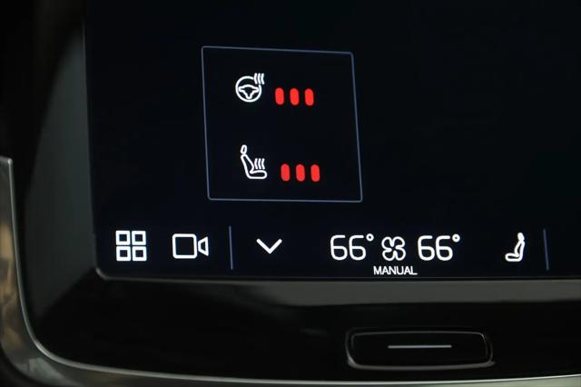 2024 Volvo XC90 B6 Plus Bright Theme 7-Seater