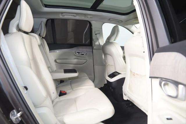 2024 Volvo XC90 B6 Plus Bright Theme 7-Seater