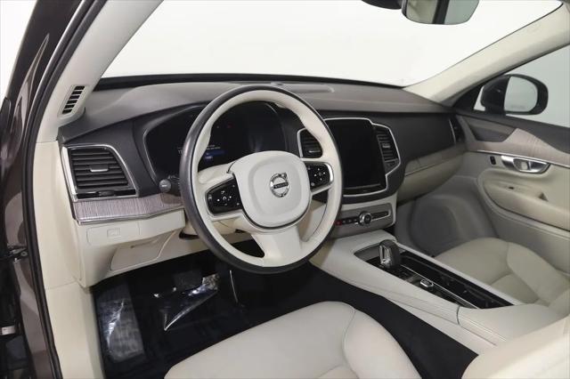 2024 Volvo XC90 B6 Plus Bright Theme 7-Seater