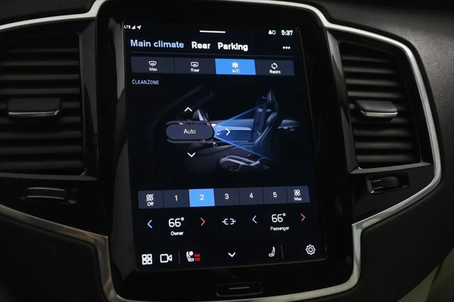 2024 Volvo XC90 B6 Plus Bright Theme 7-Seater