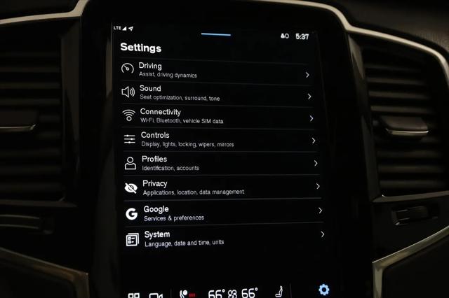 2024 Volvo XC90 B6 Plus Bright Theme 7-Seater