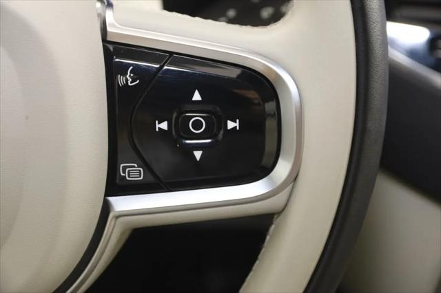 2024 Volvo XC90 B6 Plus Bright Theme 7-Seater