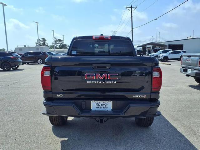 2026 GMC Canyon AT4, 4WD