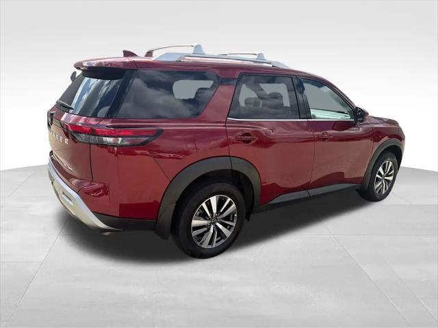 2025 Nissan Pathfinder SL 4WD