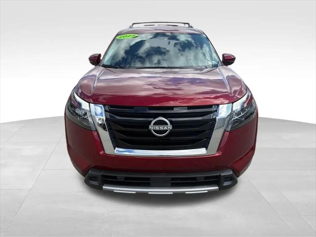 2025 Nissan Pathfinder SL 4WD