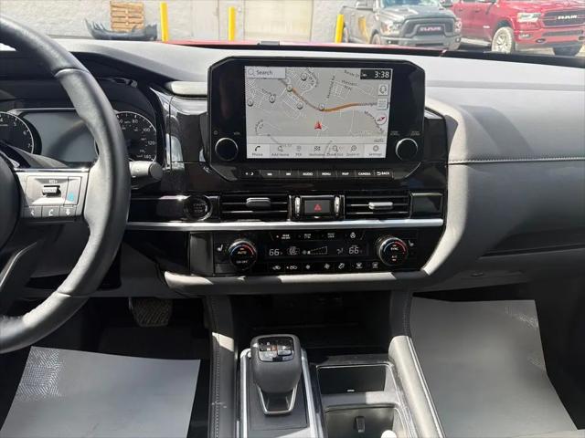 2025 Nissan Pathfinder SL 4WD
