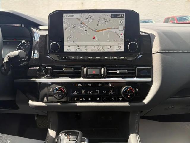 2025 Nissan Pathfinder SL 4WD