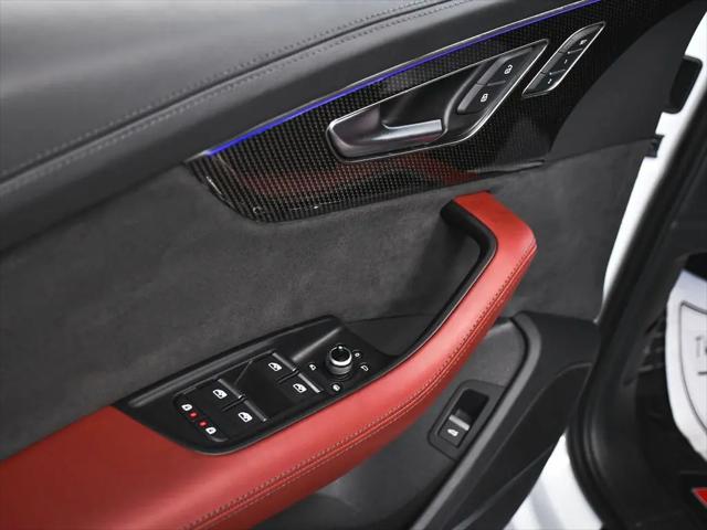2023 Audi SQ7 Prestige TFSI quattro Tiptronic